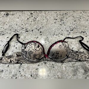 Victoria’s Secret sexy little things bra 34B